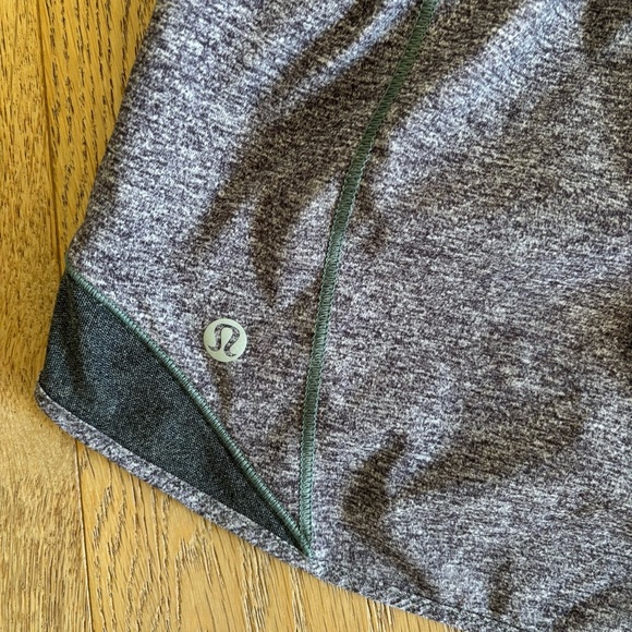 Lululemon Hotty Hot Short 2.5” Size 10 athletic Gym Heather Lux Multi black - Picture 10 of 11